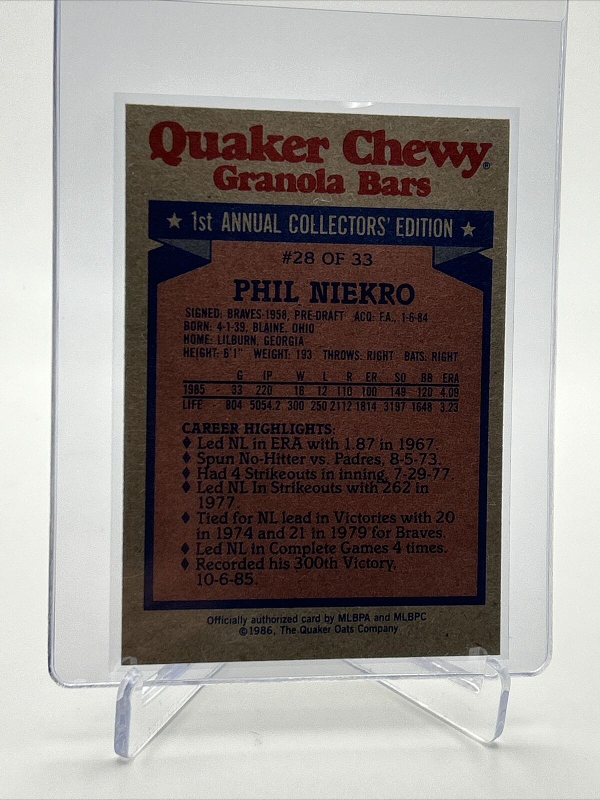 1986 Topps Quaker Phil Niekro Baseball Card #28 NM-Mint FREE SHIPPING