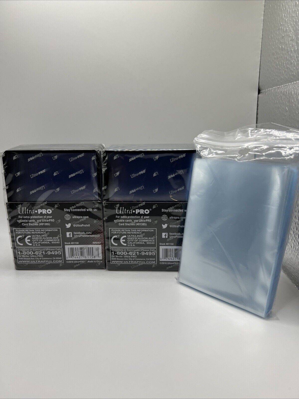 Ultra Pro 3X4 BLACK BORDER Toploaders 35pt 2 Packs of 25 AND 100 SLEEVES