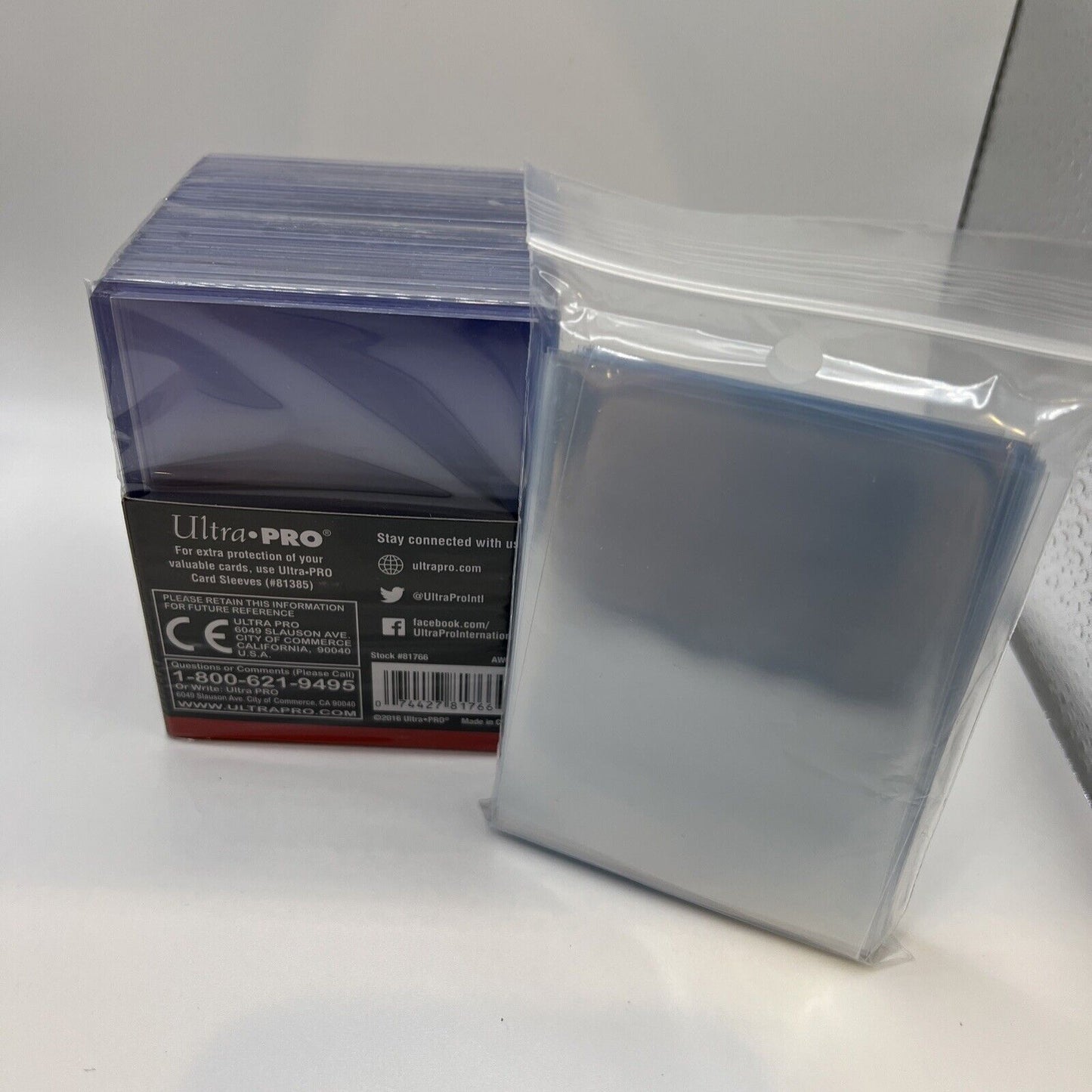 Ultra Pro 3X4 Gold Rookie 75pt Toploaders 1 Pack of 25 AND 100 THICK SLEEVES