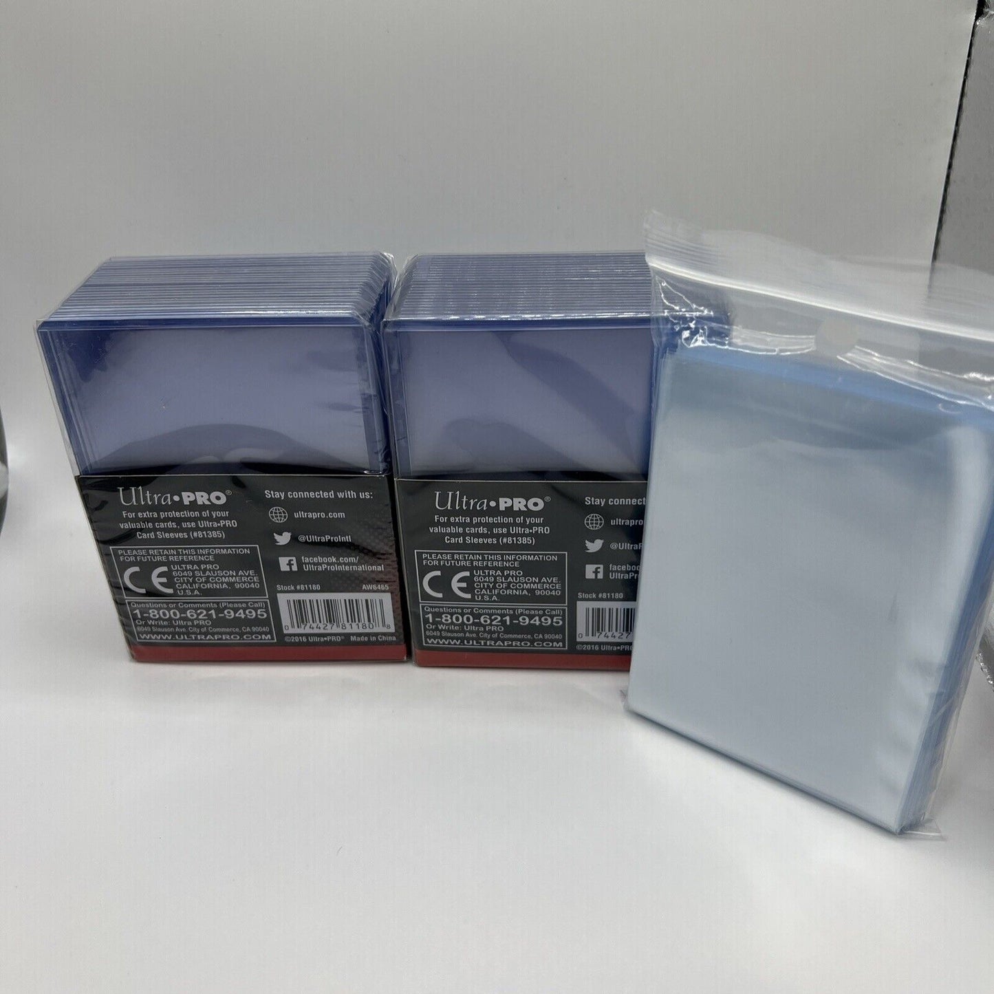 Ultra Pro 3X4 GOLD ROOKIE 35pt Toploaders 2 Packs of 25 AND 100 SLEEVES