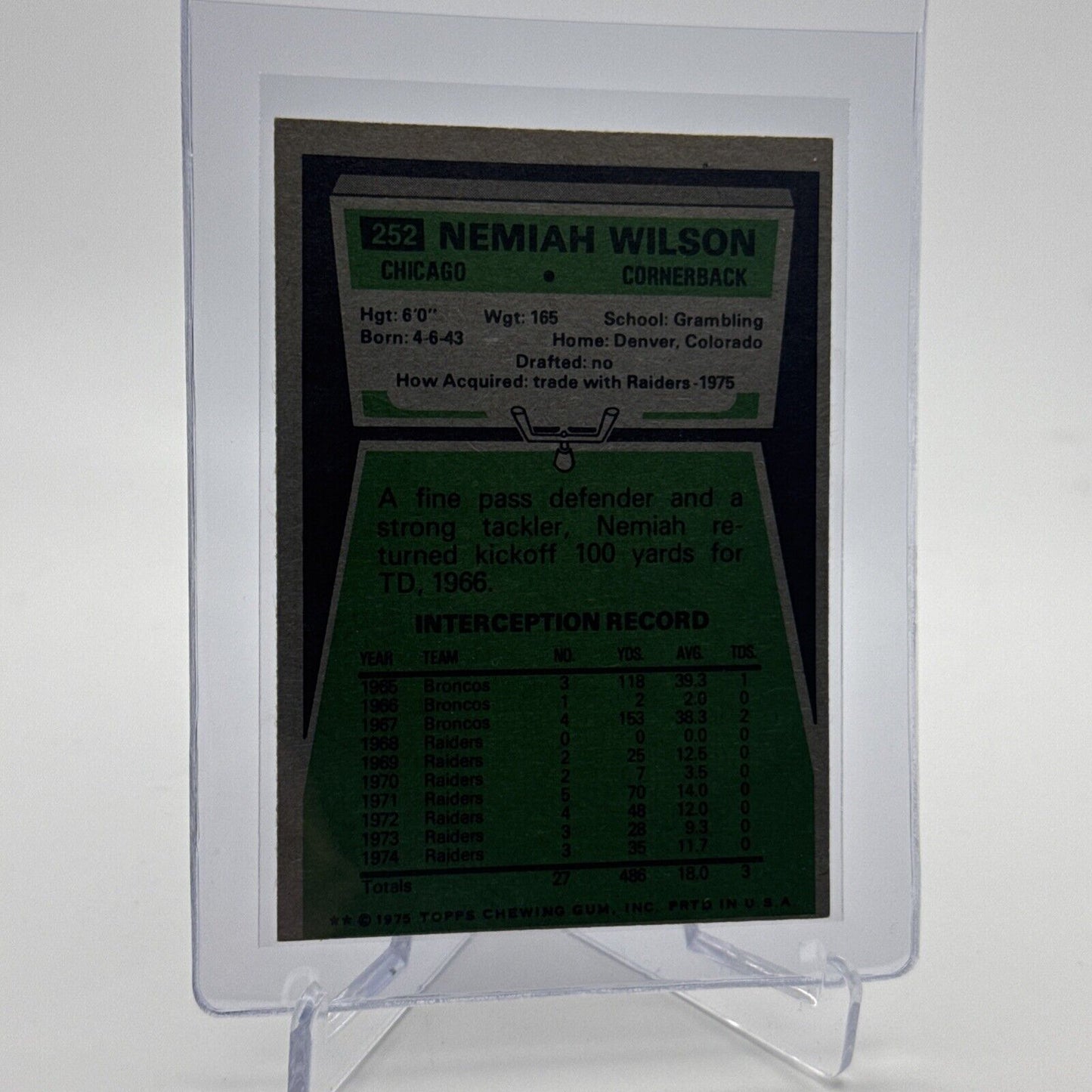 1975 Topps Nemiah Wilson Football Card #252 NM Quality #2 FREE SHIPPING