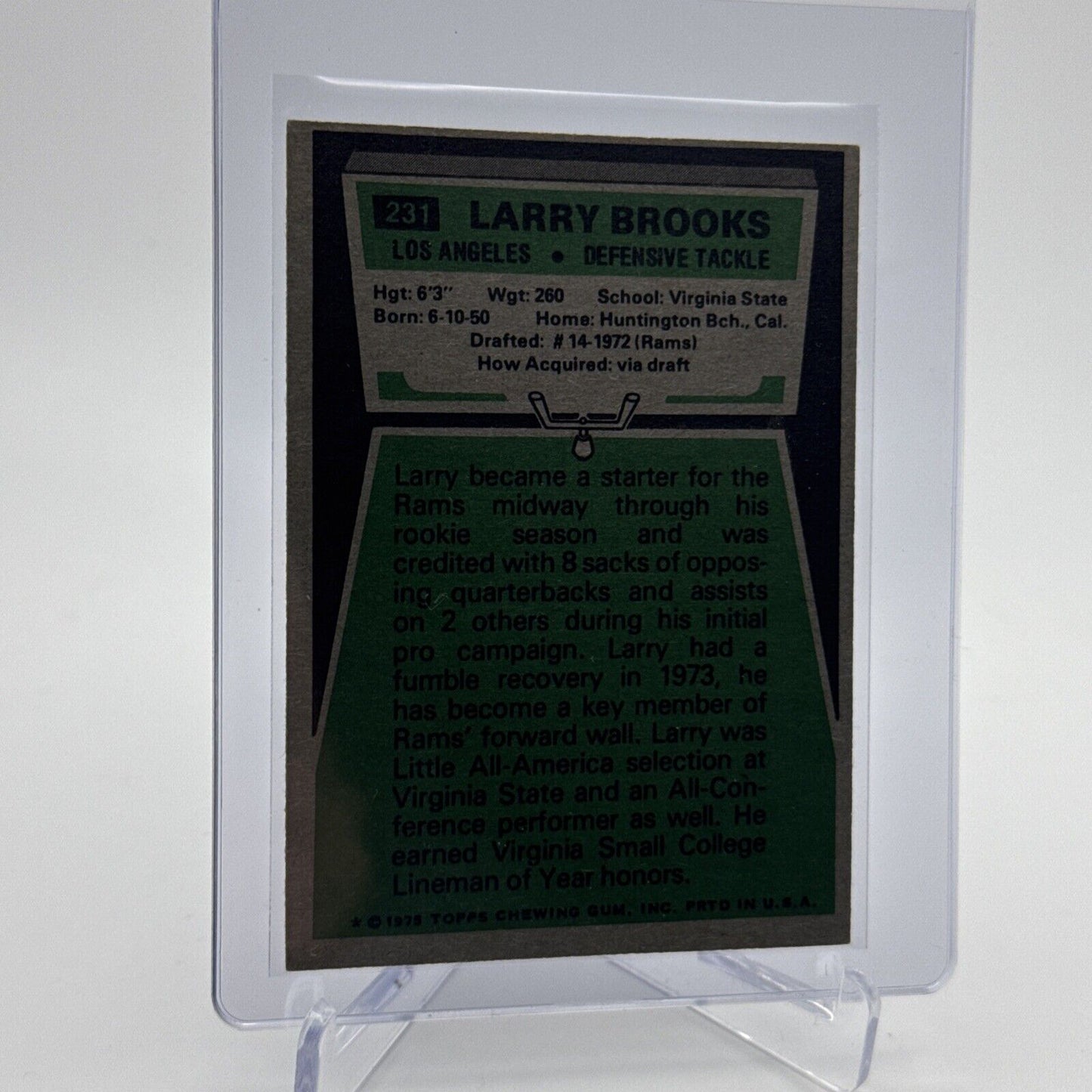 1975 Topps Larry Brooks Football Card #231 NM Quality #4 FREE SHIPPING
