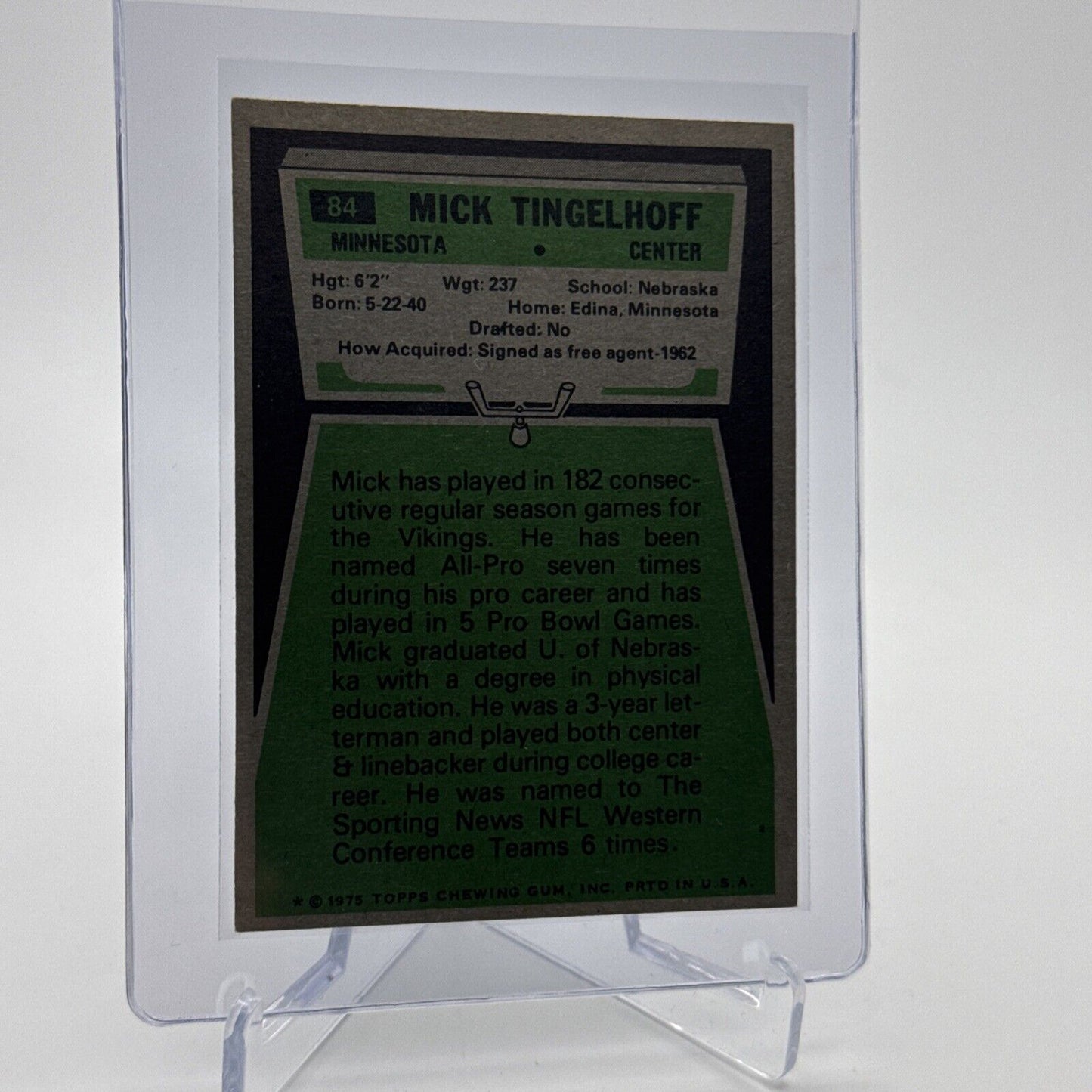 1975 Topps Mick Tingelhoff Football Card #84 NM Quality #3 FREE SHIPPING