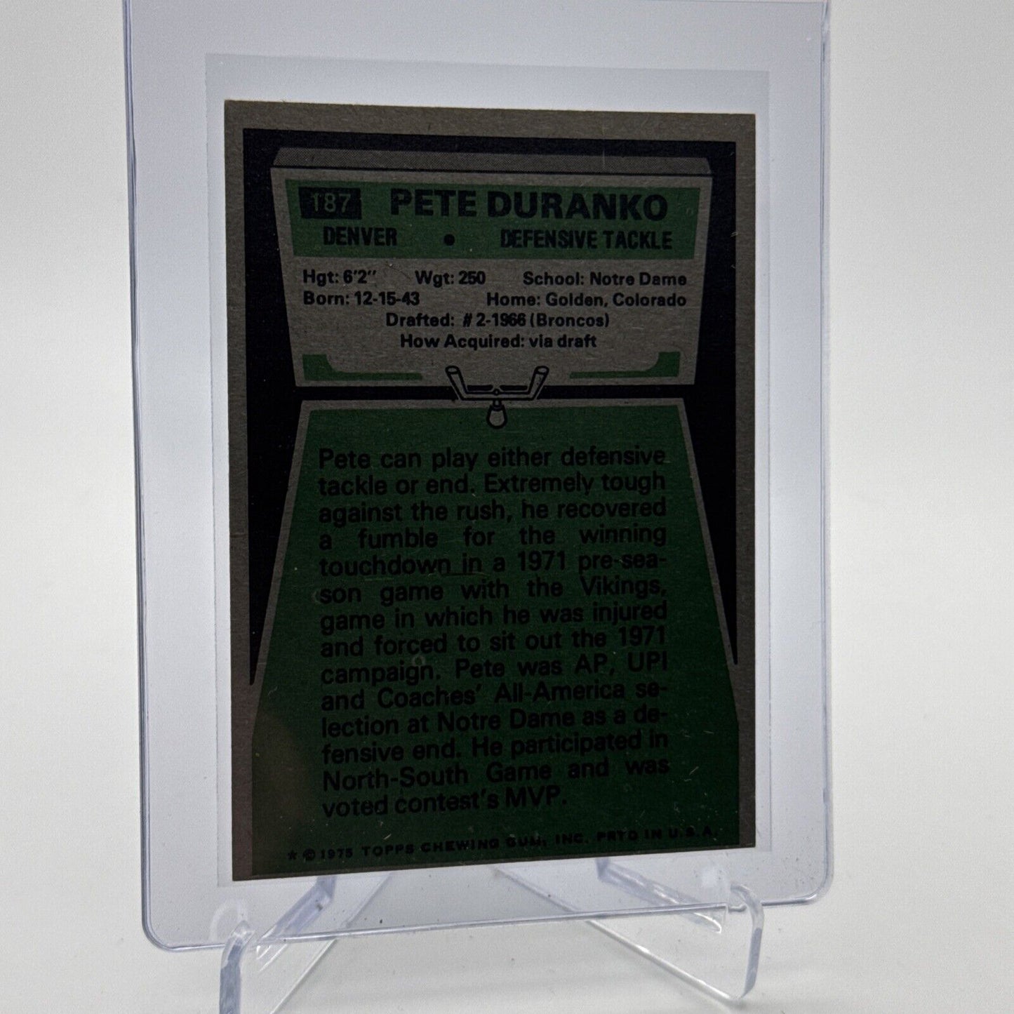 1975 Topps Pete Duranko Football Card #187 NM Quality #9 FREE SHIPPING