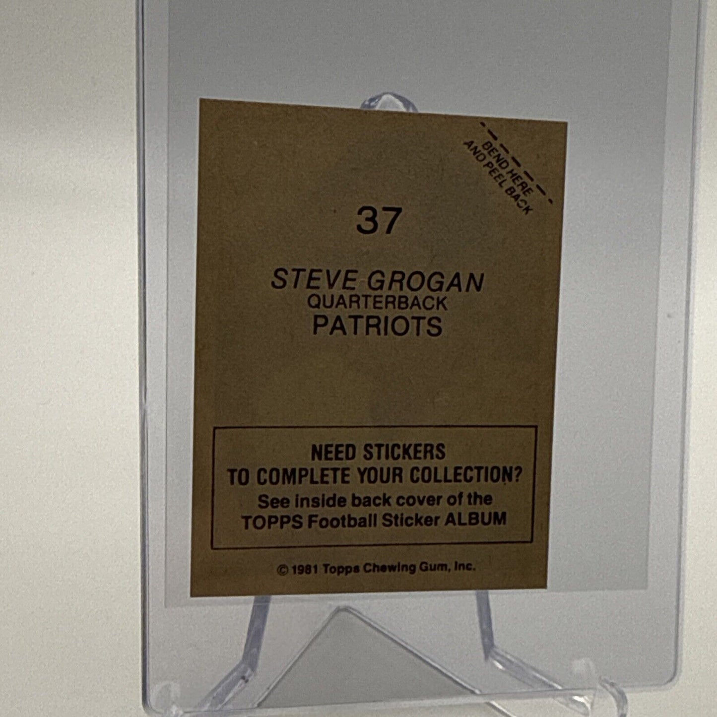 1981 Topps Steve Grogan Football Sticker Card #37 NM-MT FREE SHIPPING