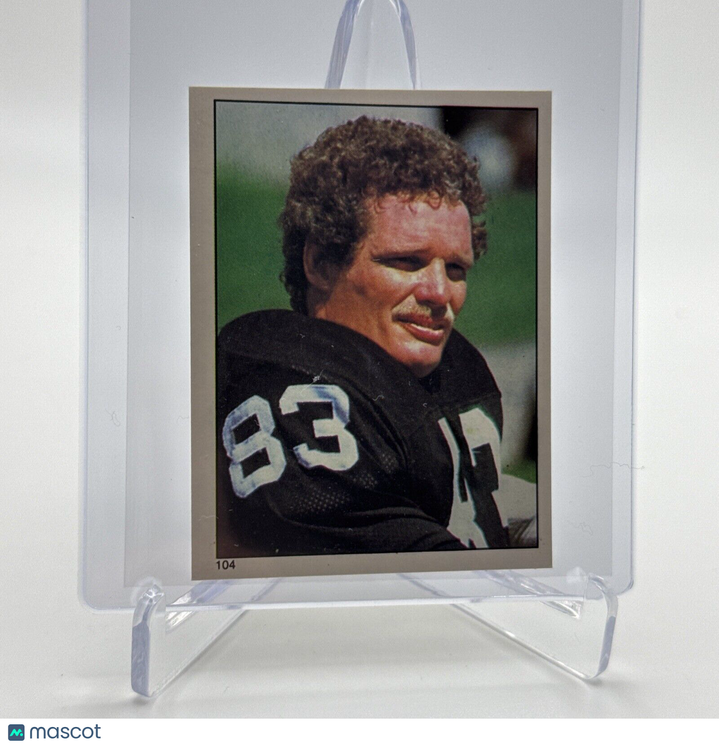 1981 Topps Ted Hendricks Football Sticker Card #104 NM-MT FREE SHIPPING