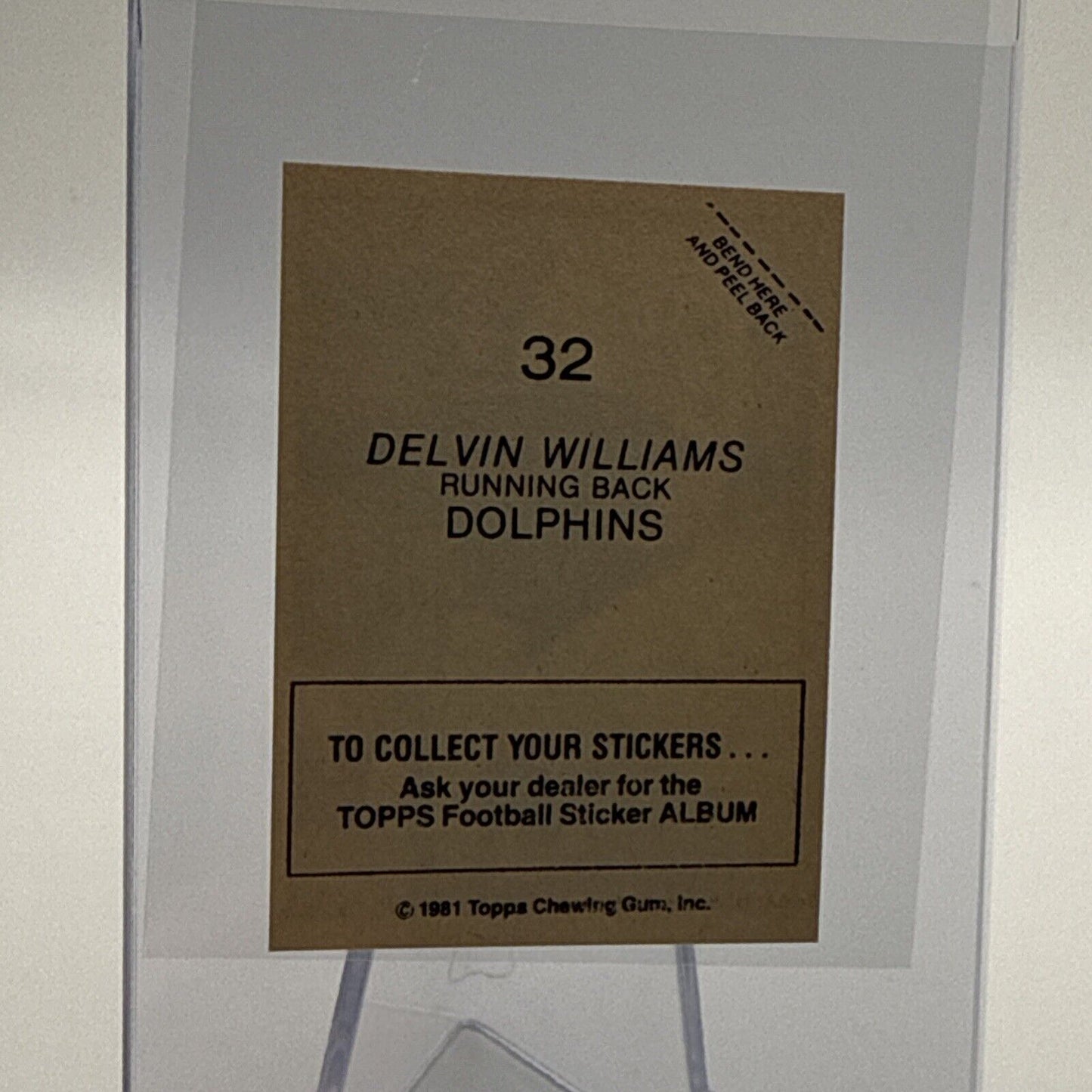 1981 Topps Delvin Williams Football Sticker Card #32 NM-MT FREE SHIPPING