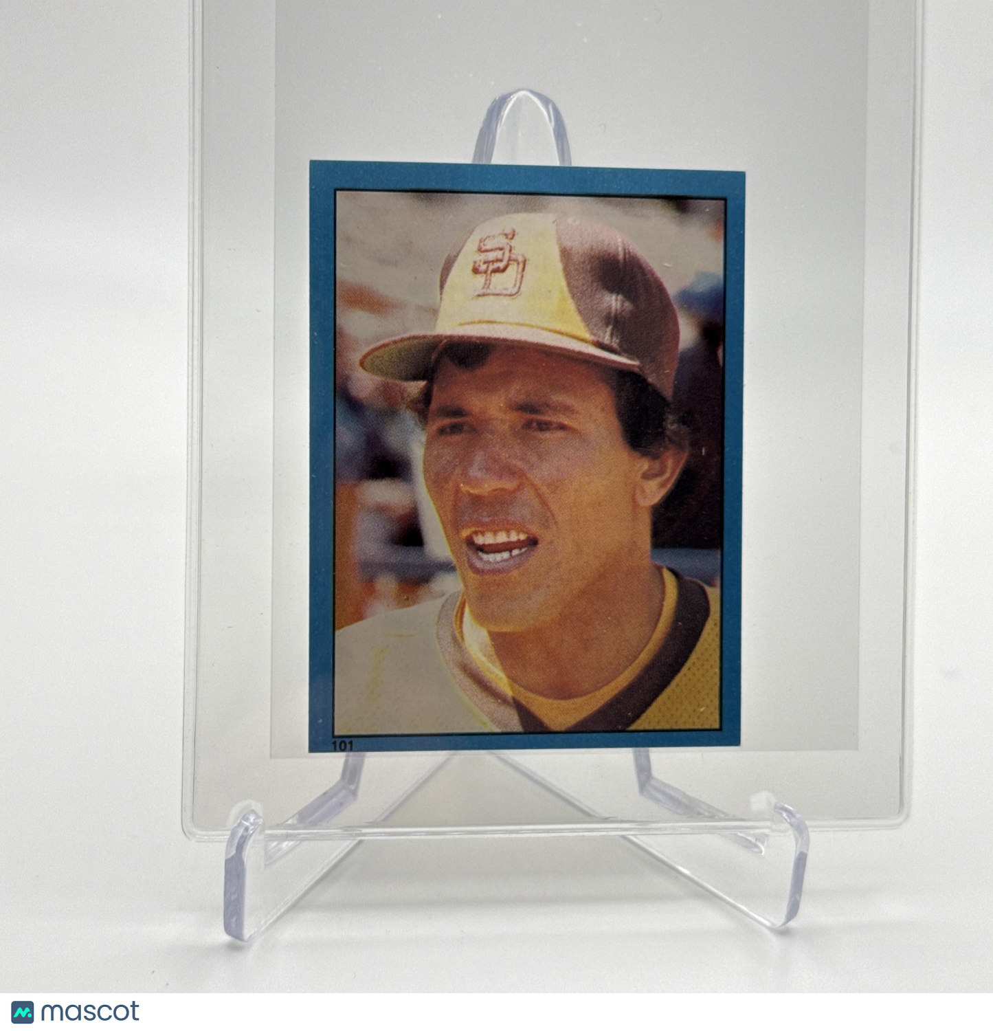 1982 O-Pee-Chee Stickers Luis Salazar Baseball Card #101 NM-MT FREE SHIPPING