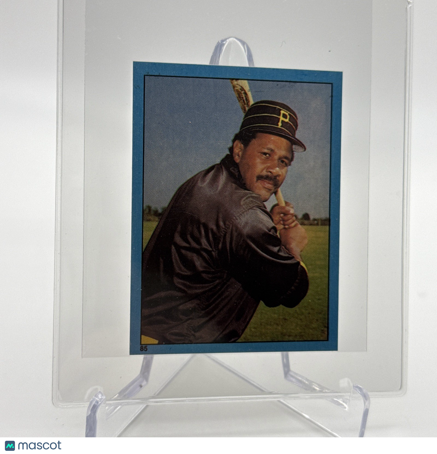 1982 O-Pee-Chee Stickers Willie Stargell Baseball Card #85 NM-MT FREE SHIPPING