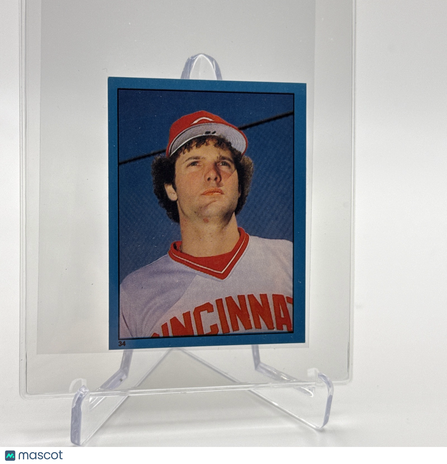 1982 O-Pee-Chee Stickers Ron Oester Baseball Card #34 NM-MT FREE SHIPPING