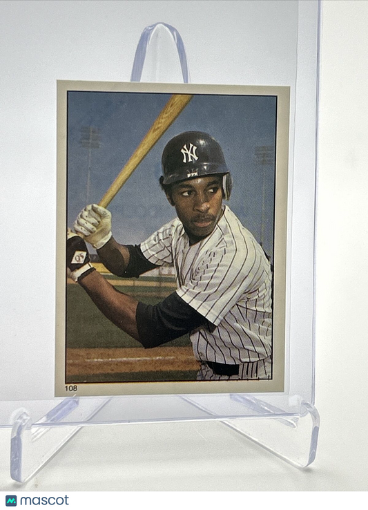 1981 Topps Stickers Willie Randolph Baseball Card #108 NM-Mint FREE SHIPPING