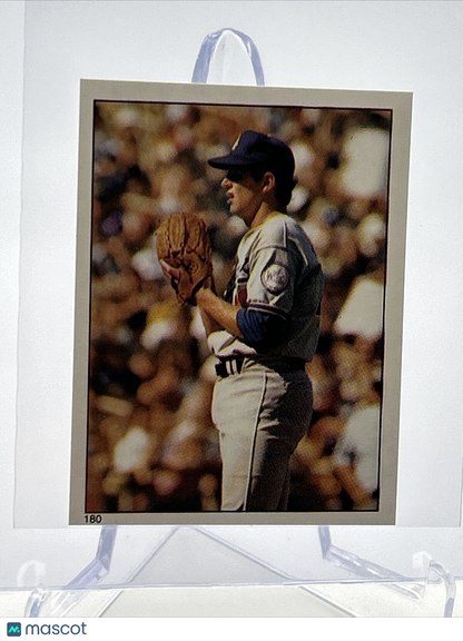1981 Topps Stickers Burt Hooton Baseball Card #180 NM-Mint FREE SHIPPING