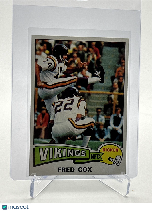 1975 Topps Fred Cox Football Card #53 NM Quality FREE SHIPPING