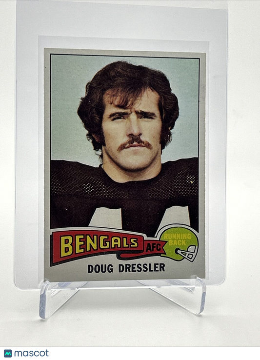 1975 Topps Doug Dressler Football Card #366 NM Quality FREE SHIPPING