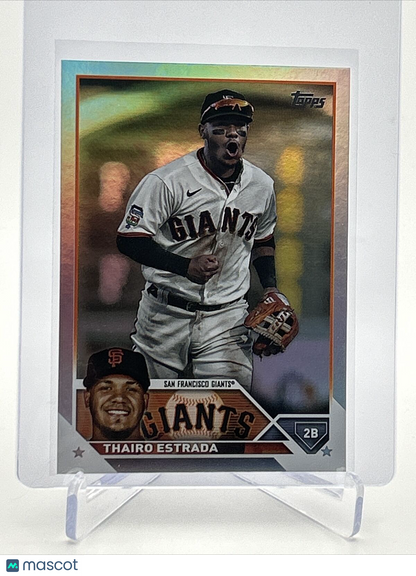 2023 Topps RAINBOW FOIL Thairo Estrada Baseball Card #560 FREE SHIPPING