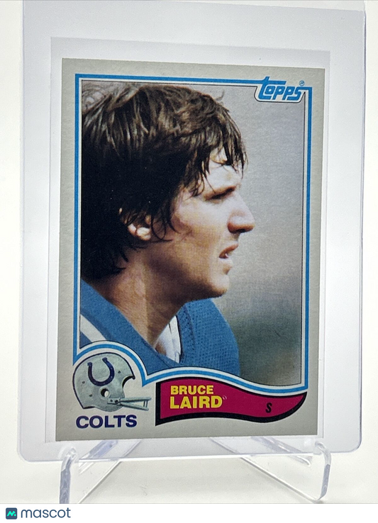 1982 Topps Bruce Laird Football Card #17 NM-MT FREE SHIPPING