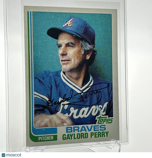 1982 Topps Gaylord Perry Baseball Card #115 NM-Mint FREE SHIPPING