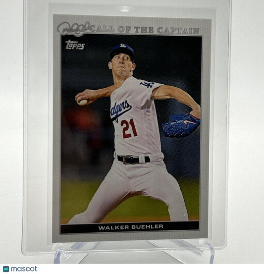 2022 Topps x Derek Jeter Walker Buehler Baseball Card #11 Mint FREE SHIPPING