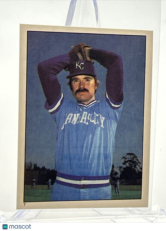 1981 Topps Stickers Dan Quisenberry Baseball Card #7 NM-Mint FREE SHIPPING