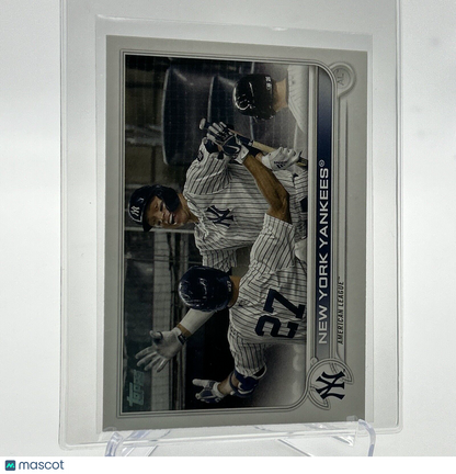 2022 Topps New York Yankees Baseball Card #121 Mint FREE SHIPPING