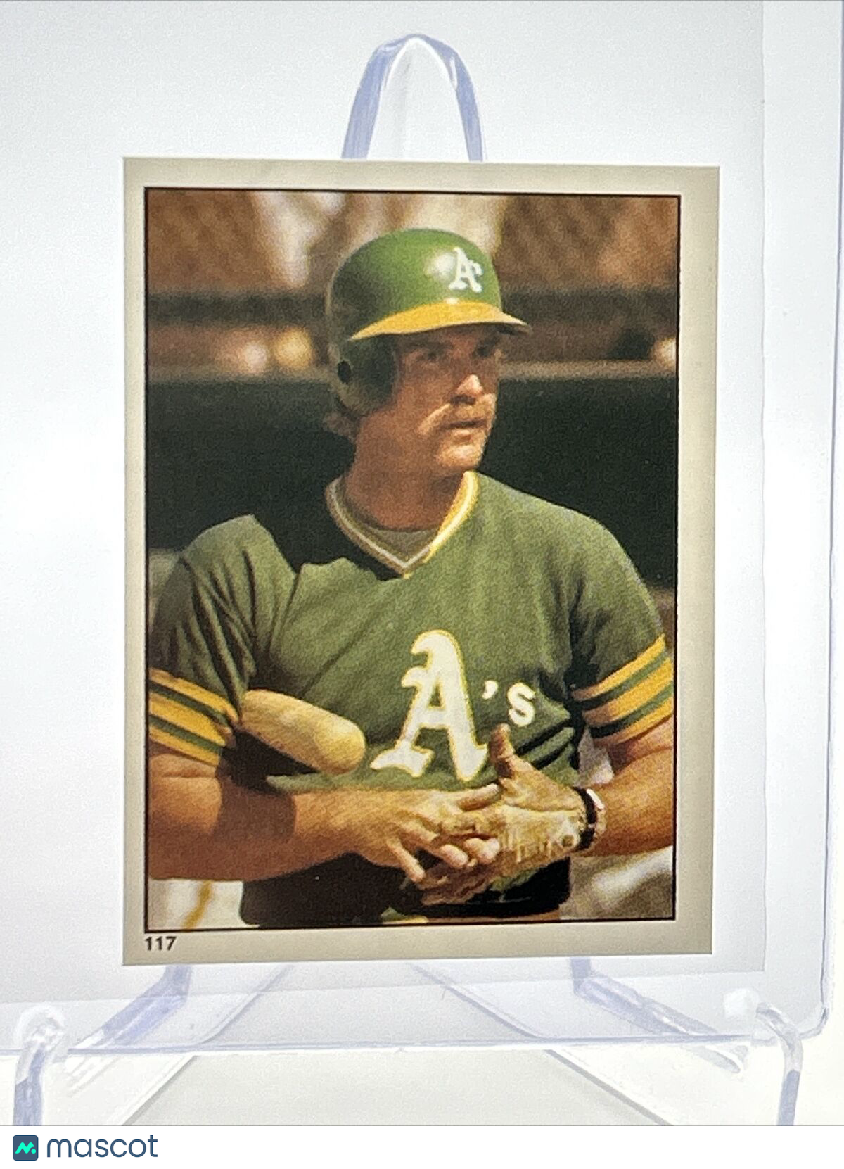 1981 Topps Stickers Dave Revering Baseball Card #117 NM-Mint FREE SHIPPING