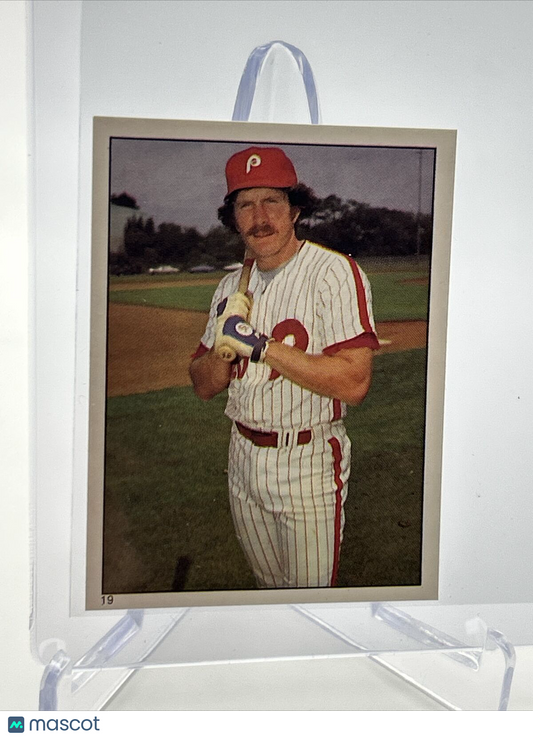 1981 Topps Stickers Mike Schmidt Baseball Card #19 NM-Mint FREE SHIPPING