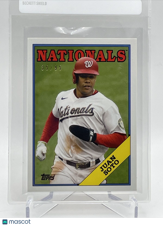 2021 Topps Transcendent Juan Soto Baseball Card #1988-JS 35/95 1988 Topps