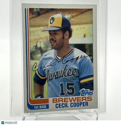 1982 Topps Cecil Cooper Baseball Card #675 NM-Mint FREE SHIPPING
