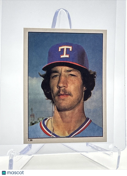 1981 Topps Stickers Danny Darwin Baseball Card #136 NM-Mint FREE SHIPPING