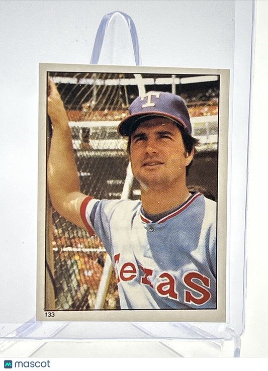 1981 Topps Stickers Jim Sundberg Baseball Card #133 NM-Mint FREE SHIPPING