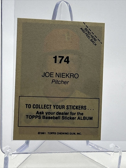 1981 Topps Stickers Joe Niekro Baseball Card #174 NM-Mint FREE SHIPPING