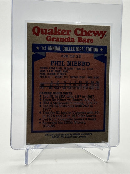 1986 Topps Quaker Phil Niekro Baseball Card #28 NM-Mint FREE SHIPPING