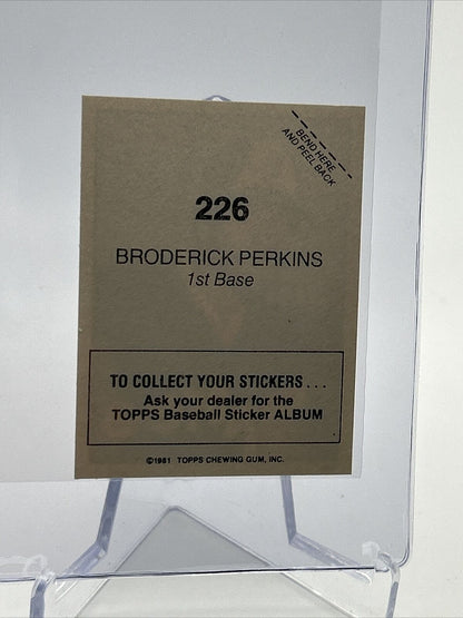 1981 Topps Stickers Broderick Perkins Baseball Card #226 NM-Mint FREE SHIPPING