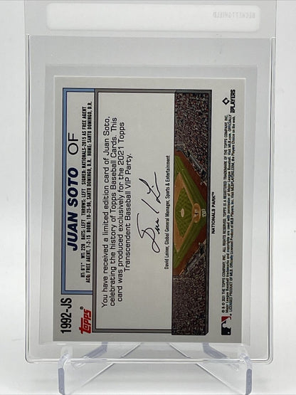 2021 Topps Transcendent Juan Soto Baseball Card #1992-JS 23/95 1992 Topps