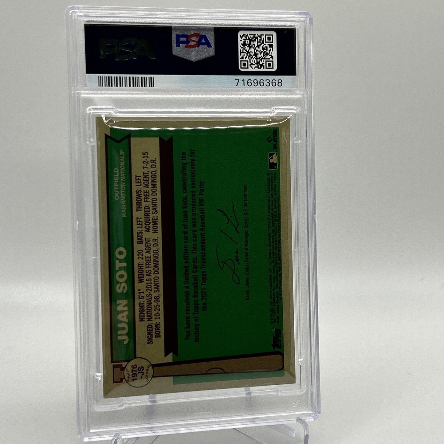 2022 Topps Transcendent VIP Party Juan Soto Baseball Card #1976 PSA 10 35/95