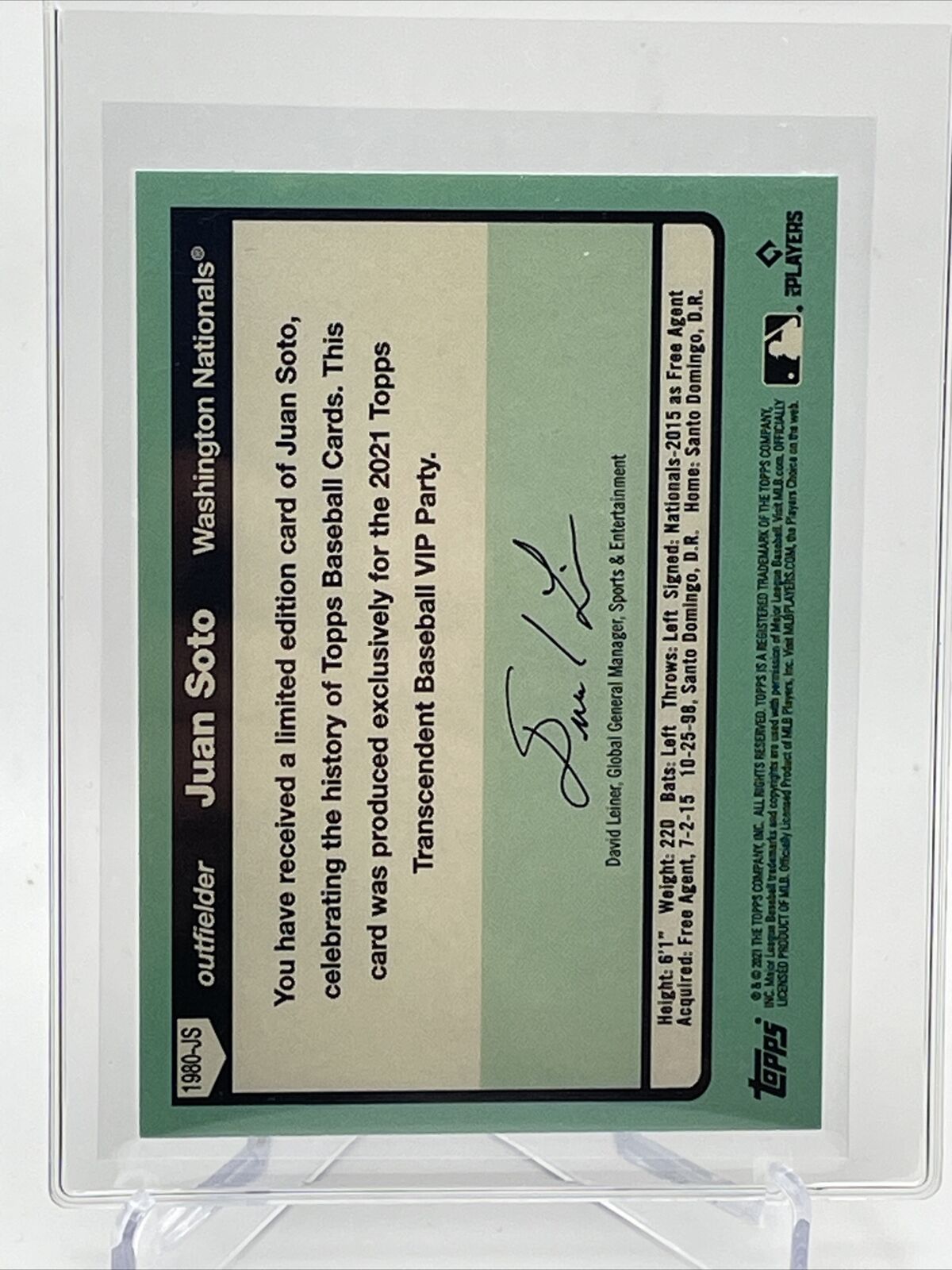 2021 Topps Transcendent Juan Soto Baseball Card #1980-JS 35/95 1980 Topps