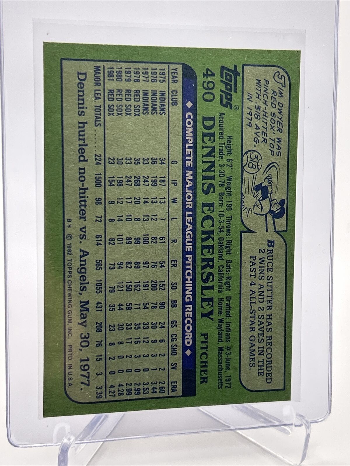 1982 Topps Dennis Eckersley Baseball Card #490 NM-Mint FREE SHIPPING