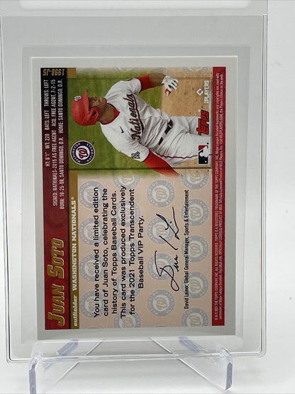 2021 Topps Transcendent Juan Soto Baseball Card #1998-JS 23/95 1998 Topps
