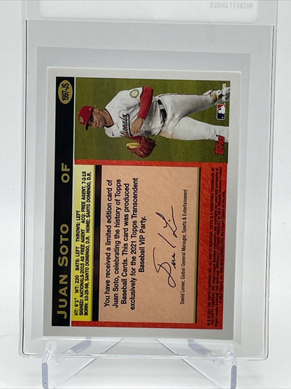 2021 Topps Transcendent Juan Soto Baseball Card #1997-JS 35/95 1997 Topps