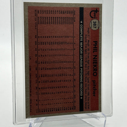 1981 Topps Phil Niekro Baseball Card #387 NM-Mint FREE SHIPPING