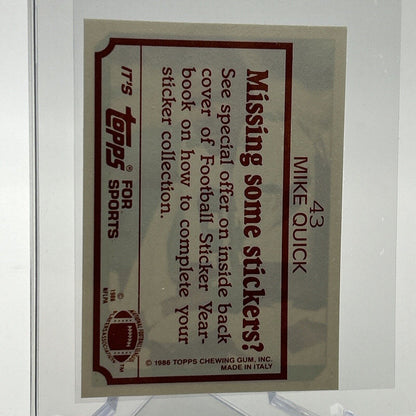 1986 Topps Mike Quick Football Sticker Card #43 NM-MT FREE SHIPPING