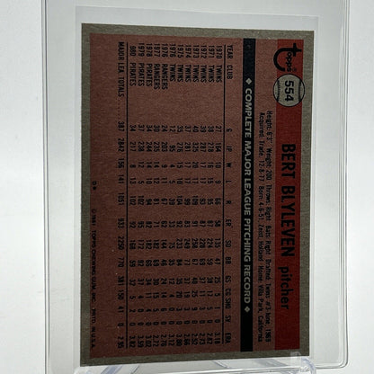 1981 Topps Bert Blyleven Baseball Card #554 NM-Mint FREE SHIPPING