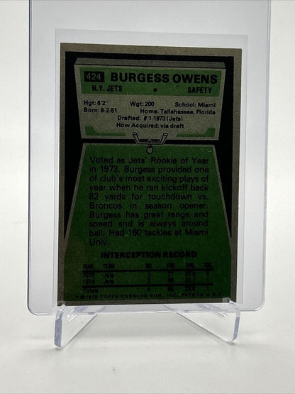 1975 Topps Burgess Owens Football Card #424 NM Quality FREE SHIPPING