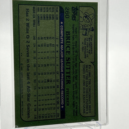 1982 Topps Bruce Sutter Baseball Card #260 NM-Mint FREE SHIPPING