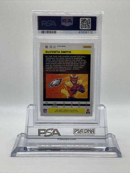 2021 Chronicles Flux GOLD DeVonta Smith Rookie Football Card #FX11 PSA 7 NM