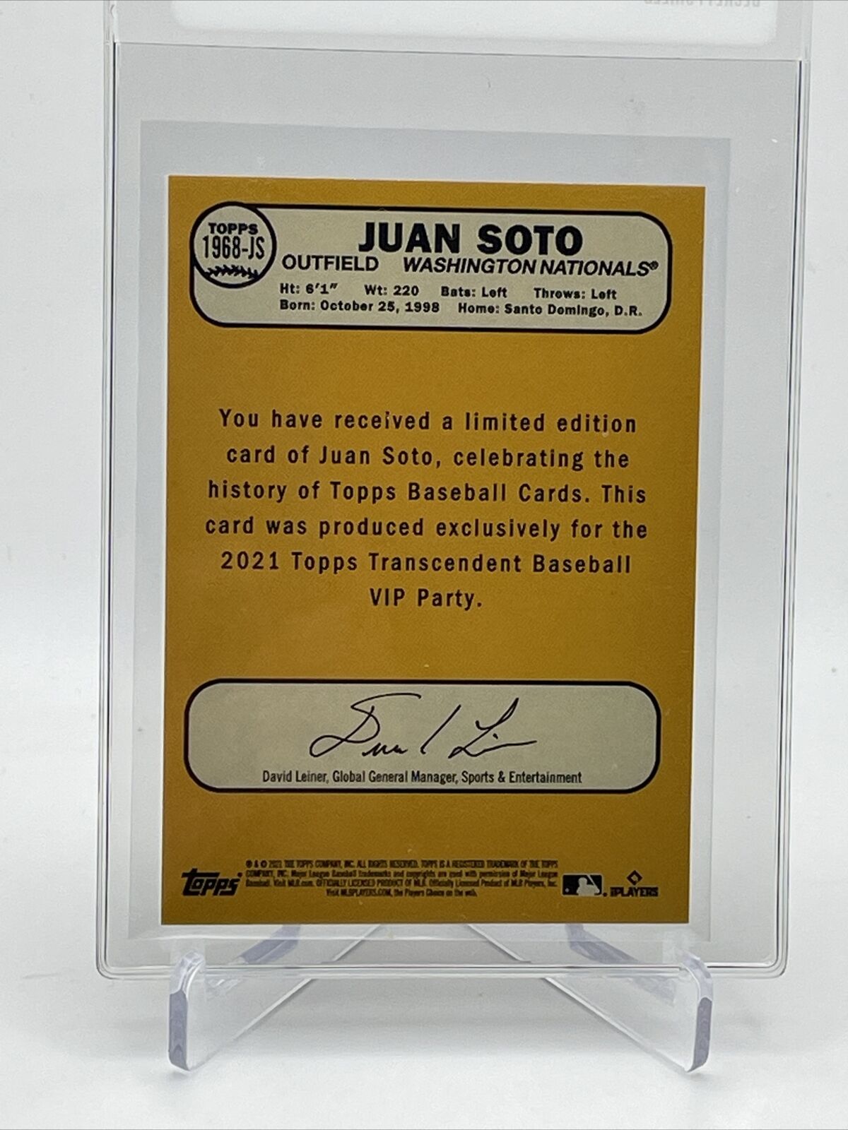 2021 Topps Transcendent Juan Soto Baseball Card #1968-JS 35/95 1968 Topps