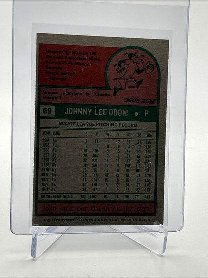 1975 Topps John Odom Baseball Card #69 NM Quality FREE SHIPPING