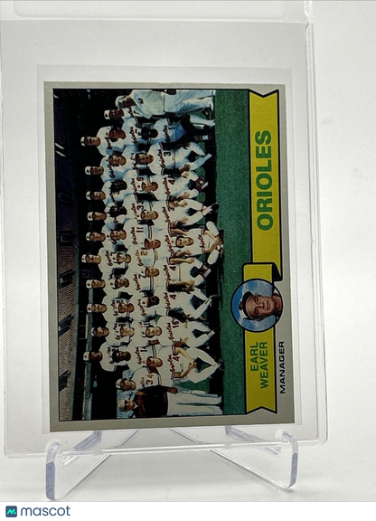 1979 Topps Baltimore Orioles/Earl Weaver Card #689 Near Mint FREE SHIPPING