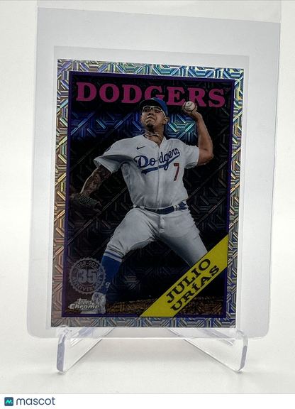 2023 Topps Silver Pack Julio Urías Baseball Card #2T88C-30 FREE SHIPPING