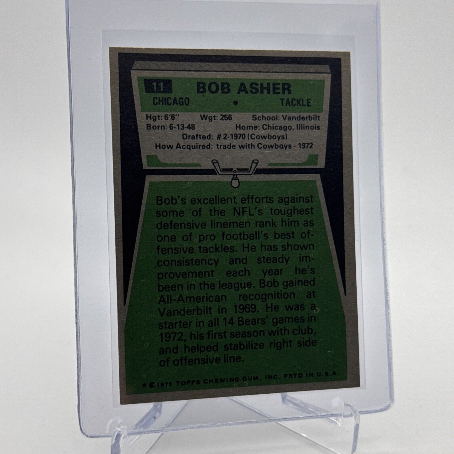 1975 Topps Bob Asher Football Card #11 NM Quality #2 FREE SHIPPING